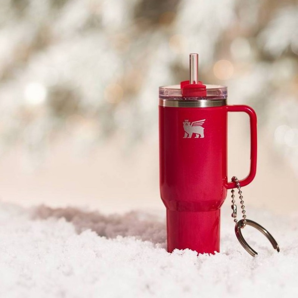 Stanley LIMITED EDITION 2024 Mini Quencher Keychain Ornament - Picture 3 of 16